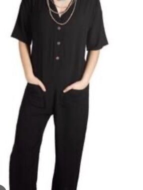 TYSA Black Short-Sleeve Button Front Jumpsuit
